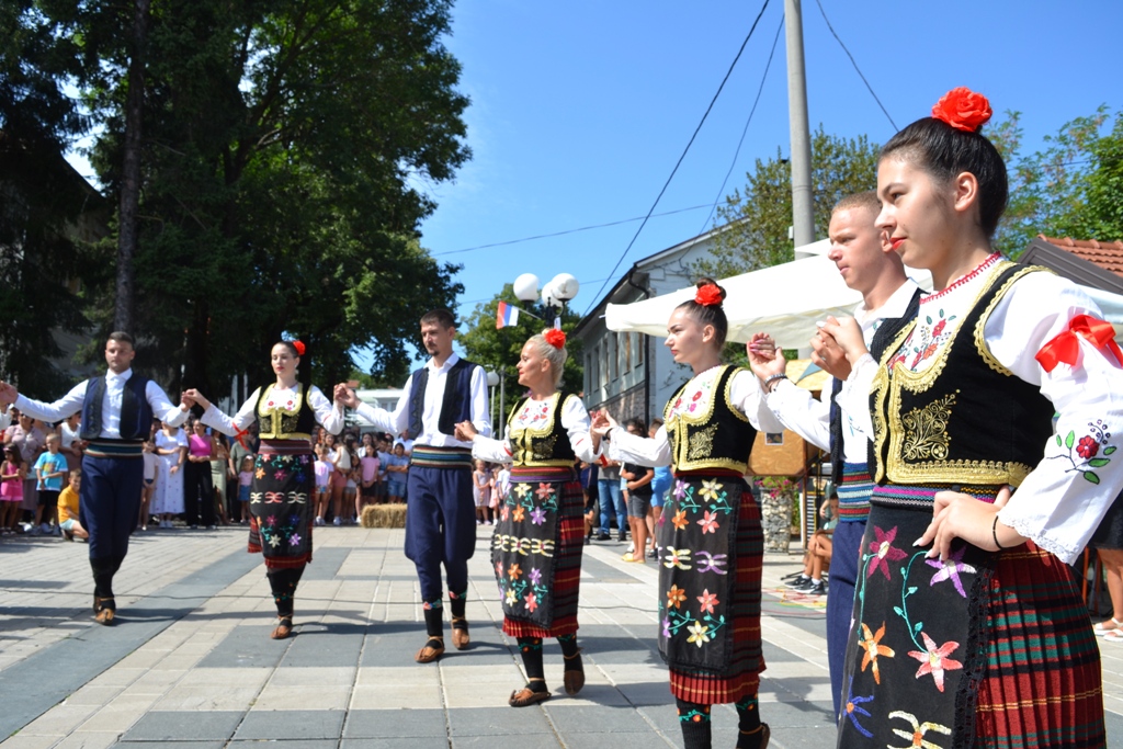 Agricultural Products and Handicrafts Fair