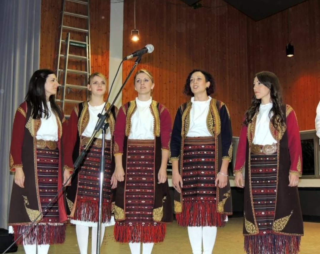 Stari sastav Etno grupa „Sveti Dimitrije” iz 2000. godine - Nevesinjska olimpijada